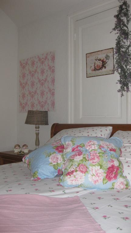 Domaine La Rose Bed and Breakfast Caylus Kamer foto